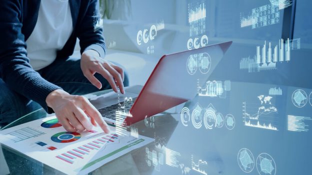 データエンジニアになるには?未経験でも転職するために必要なことを解説